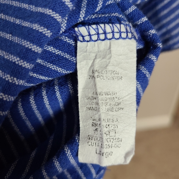 Striped top with ruffle sleeves - Picture 4 of 6